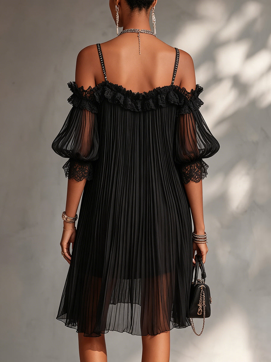 Vittoria | Mini abito nero in chiffon con spalle scoperte e bordino in pizzo