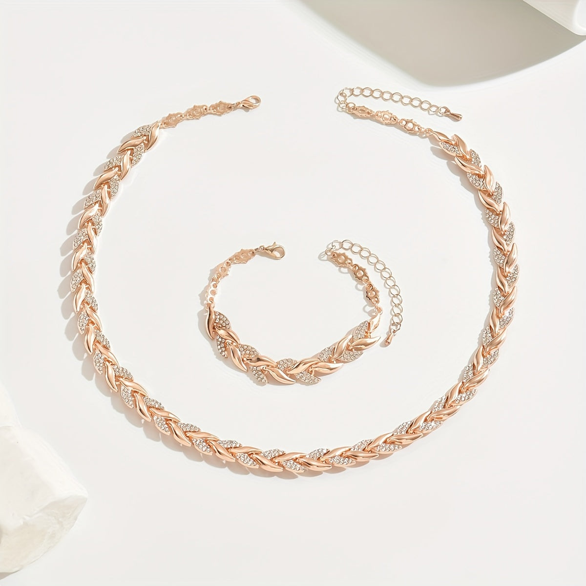 Claudine™ | Ciondolo Elegante a Coda di Pesce