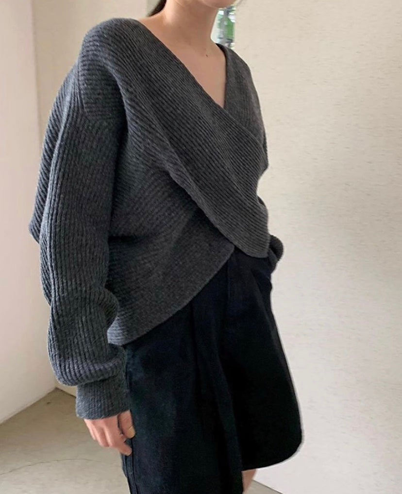 Bellacrossa | Maglione chic con intreccio frontale