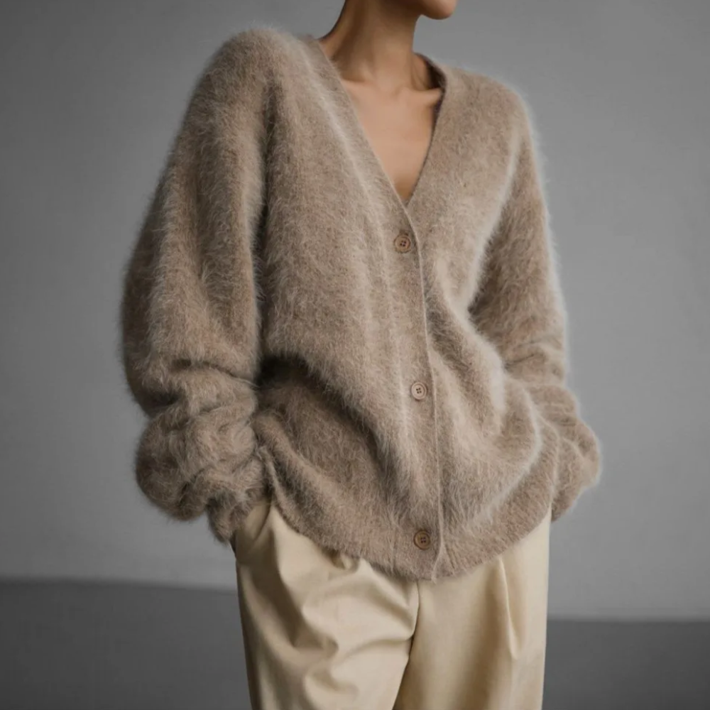 EleganzaLuna™ – Cardigan dal design pulito e raffinato