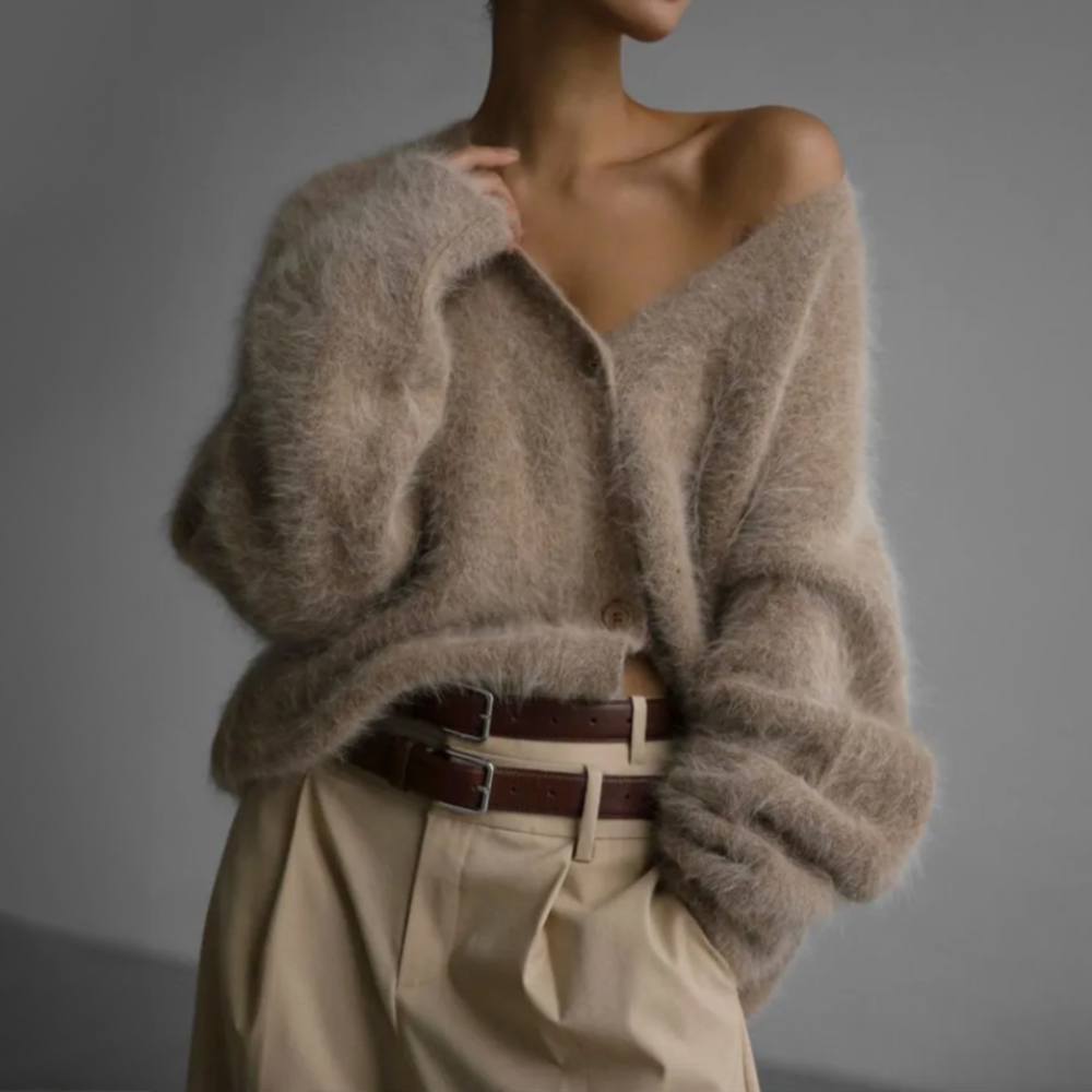 EleganzaLuna™ – Cardigan dal design pulito e raffinato