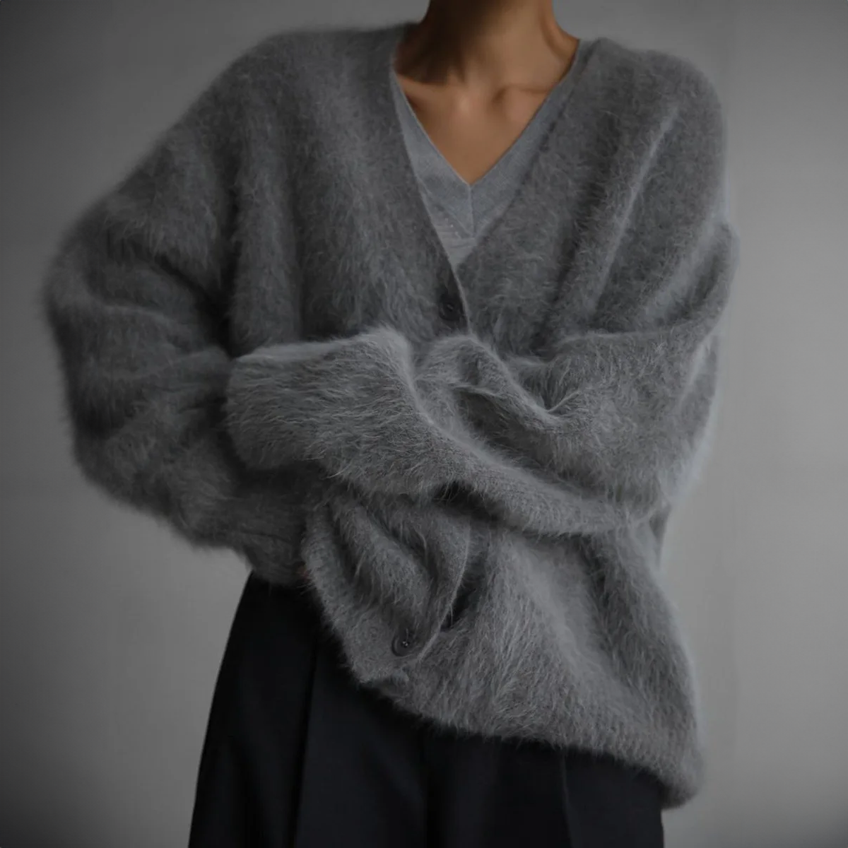 EleganzaLuna™ – Cardigan dal design pulito e raffinato