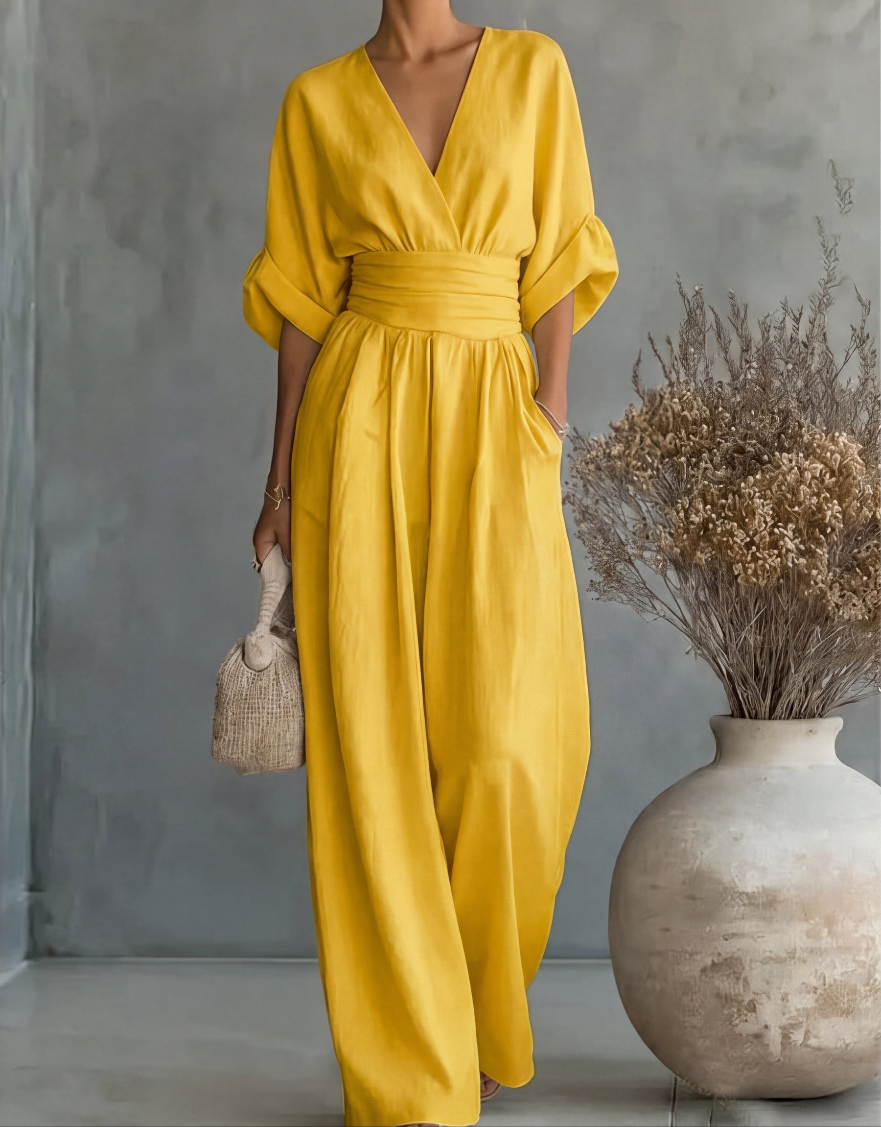 Daniela™ | Tuta Elegante con Scollo a V e Gamba Ampia