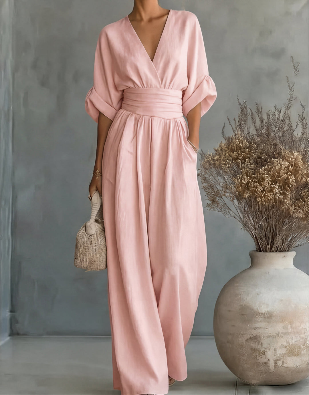 Daniela™ | Tuta Elegante con Scollo a V e Gamba Ampia