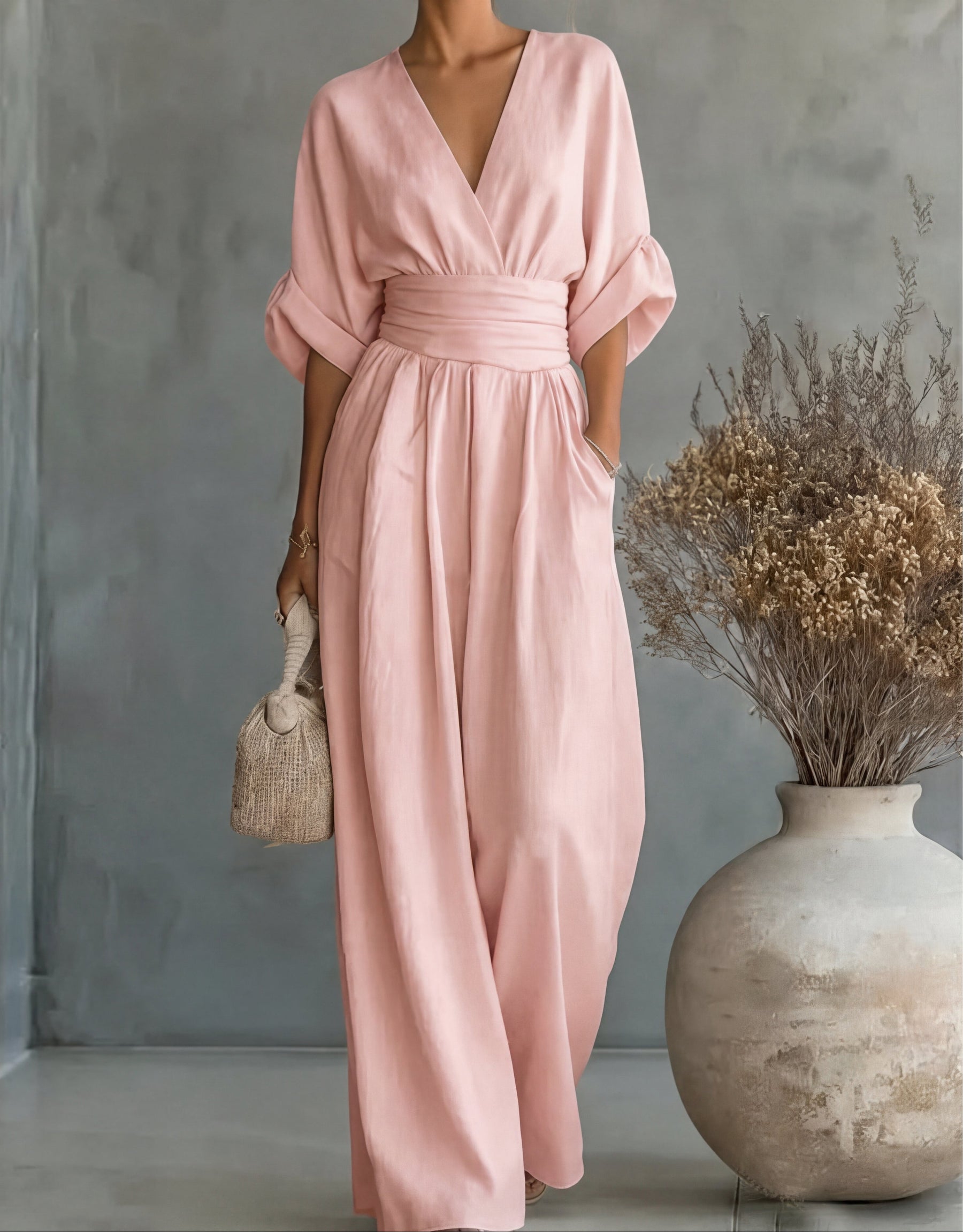 Daniela™ | Tuta Elegante con Scollo a V e Gamba Ampia