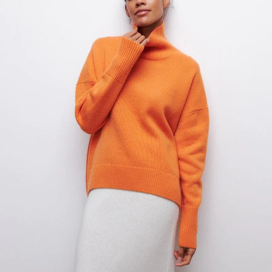 LunaSofía™ | Maglione soffice con collo alto avvolgente