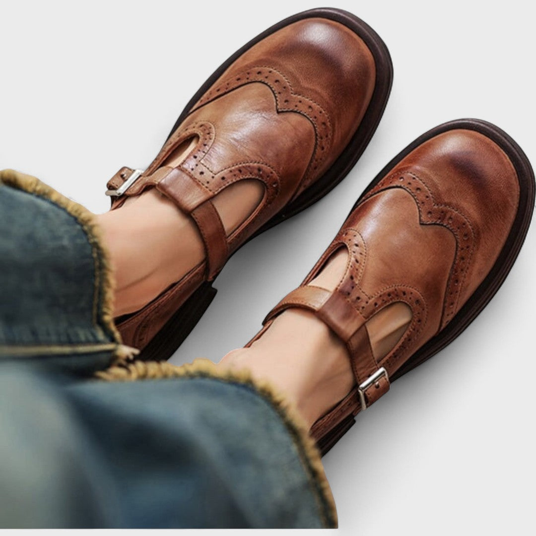 Elisa - Eleganza e Comfort delle Scarpe con Tacco in Pelle